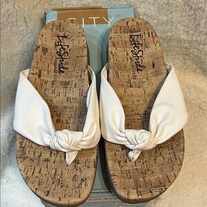 Life Stride White Cork Sandals